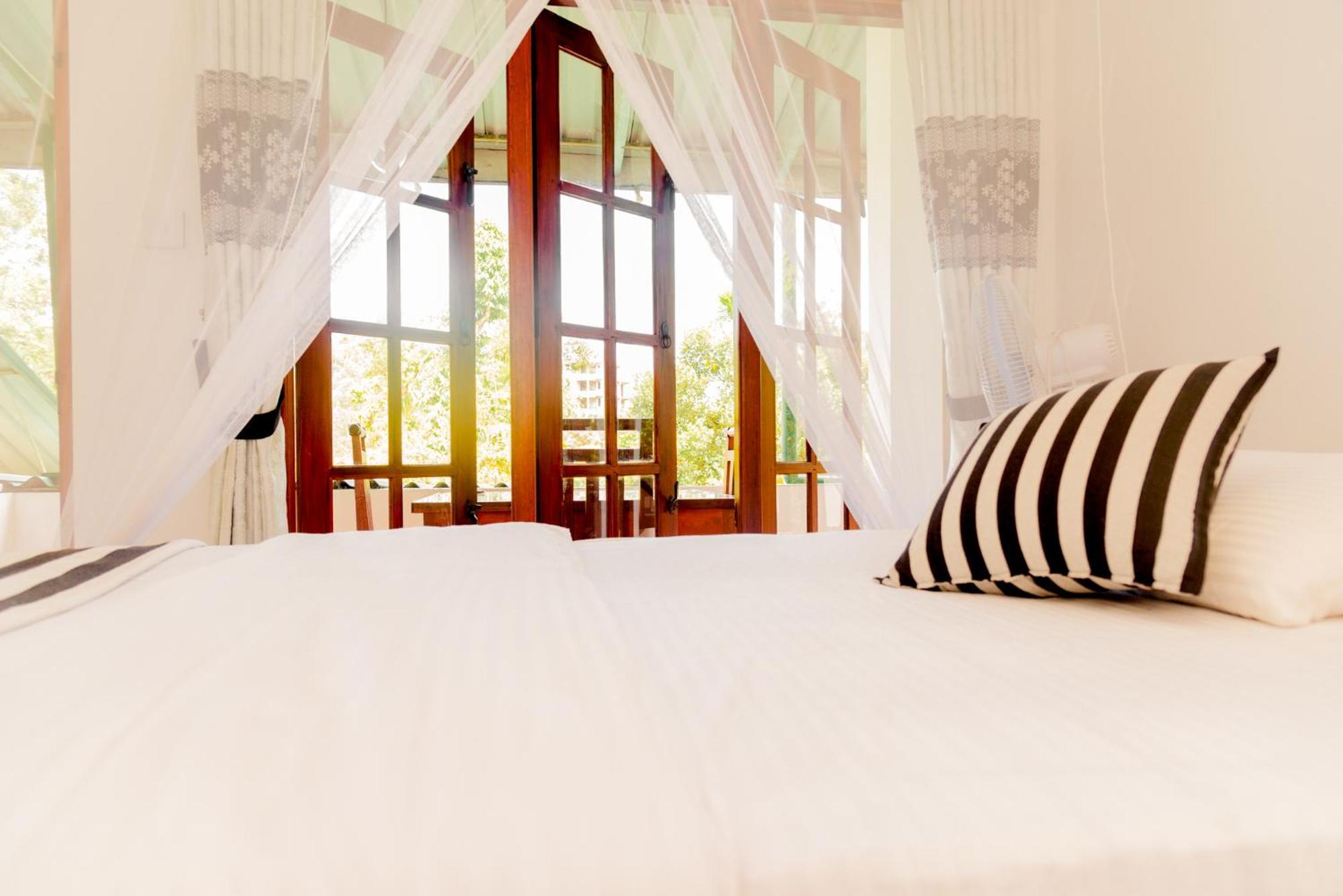 Samiru Guest Inn Элла Экстерьер фото