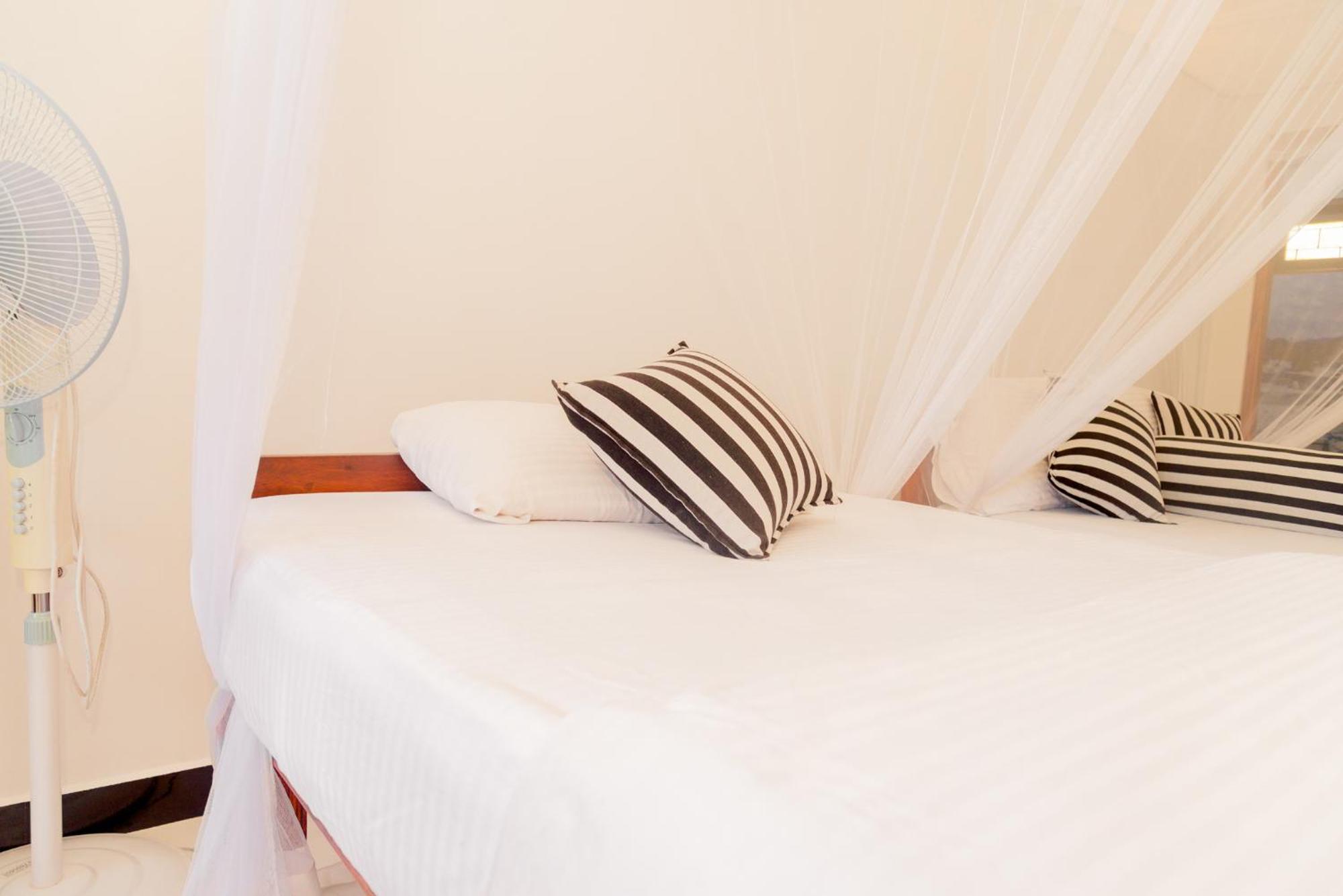 Samiru Guest Inn Элла Экстерьер фото